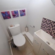 WC UNDER STAIRS FINISHED